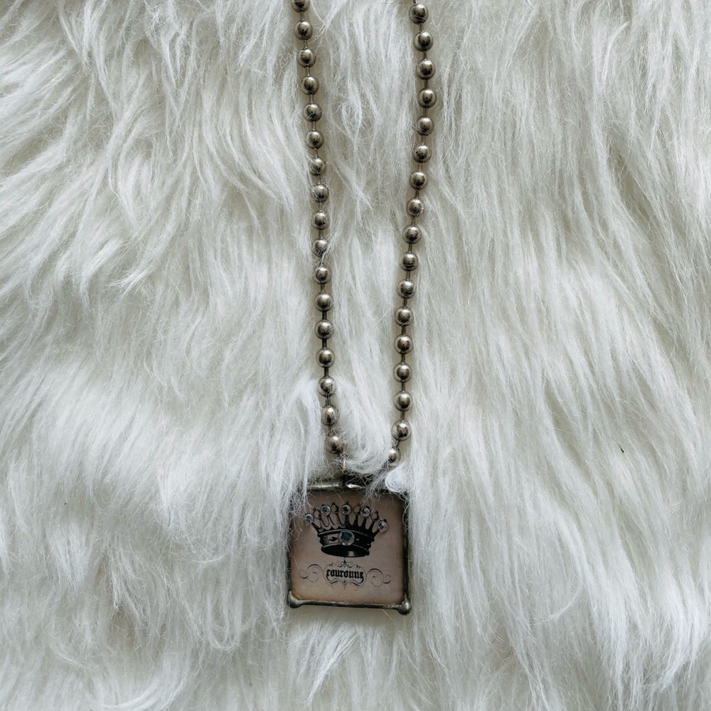 Chunky Necklace Crown Pendant